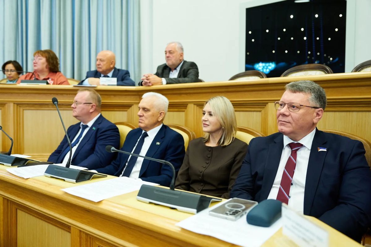 Дума Югры восьмого созыва провела первое заседание Дума Югры восьмого созыва провела первое заседание