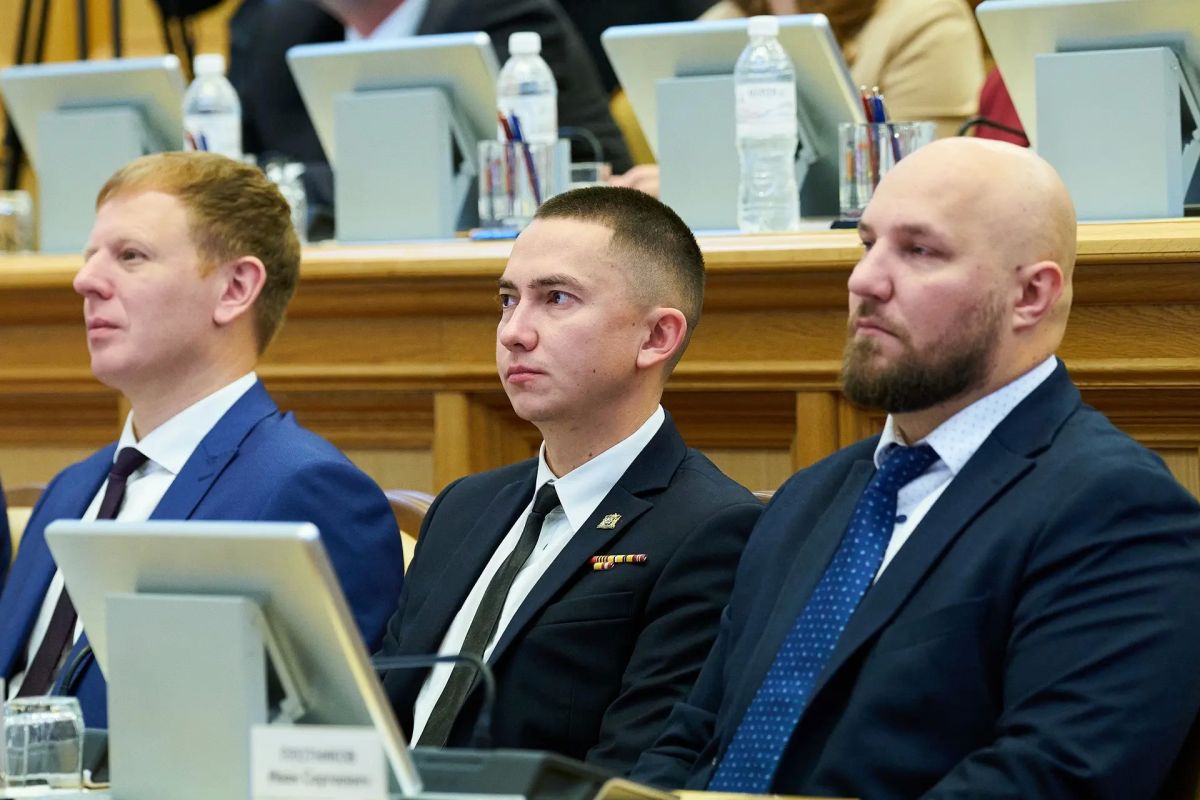 Дума Югры восьмого созыва провела первое заседание Дума Югры восьмого созыва провела первое заседание