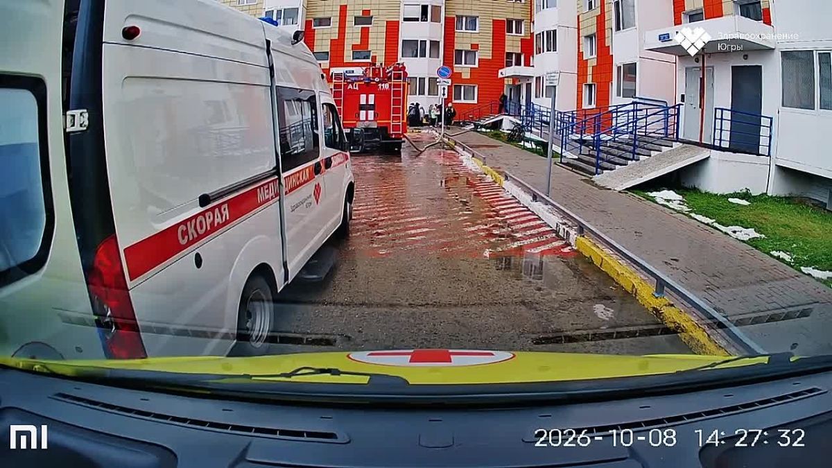 В Сургуте спасли двух маленьких девочек при пожаре