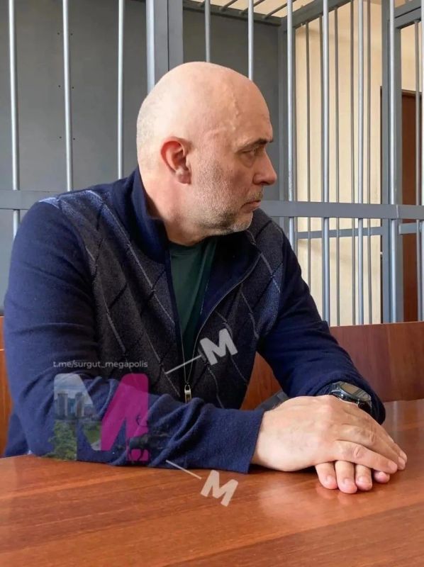 Бывший мэр Сургута Андрей Филатов на сегодняшнее заседание суда не явился