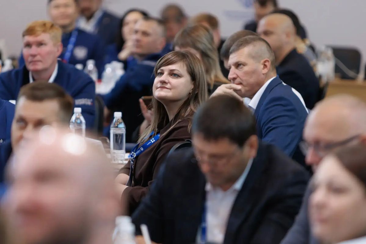 Руслан Кухарук поделился опытом управления муниципалитетами на «Школе мэров» Руслан Кухарук поделился опытом управления муниципалитетами на «Школе мэров»