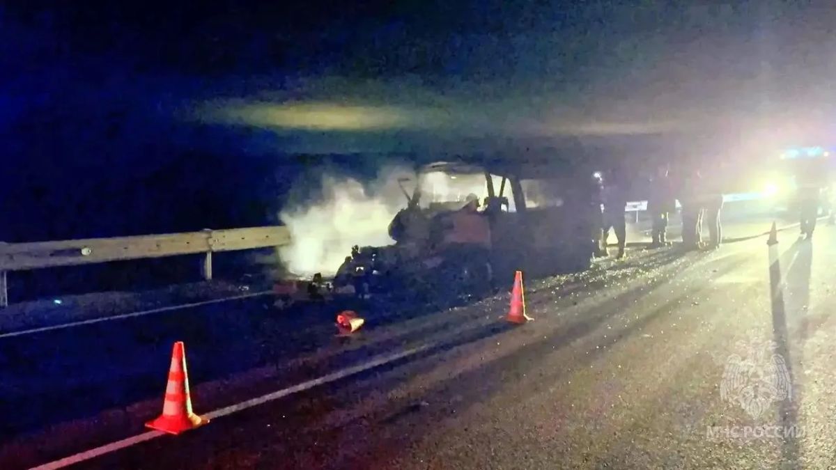 В ДТП под Тобольском погибли семеро направлявшихся в Сургут жителей Башкирии В Тобольском муниципальном округе произошло ДТП с многочисленными жертвами. Авария случилась вечером 21 октября 2026 года на федеральной автодороге... В ДТП под Тобольском погибли семеро направлявшихся в Сургут жителей Башкирии В Тобольском муниципальном округе произошло ДТП с многочисленными жертвами. Авария случилась вечером 21 октября 2026 года на федеральной автодороге...