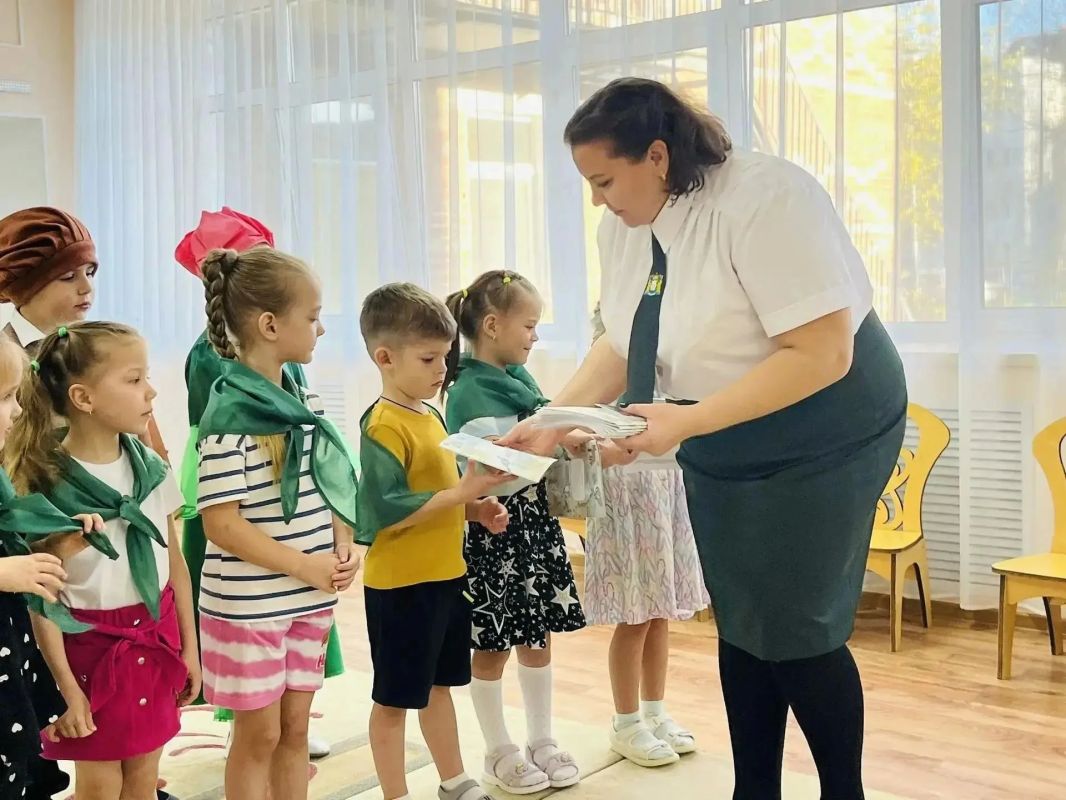 Юные защитники природы пополнили ряды «Эколят-дошколят»! Юные защитники природы пополнили ряды «Эколят-дошколят»!