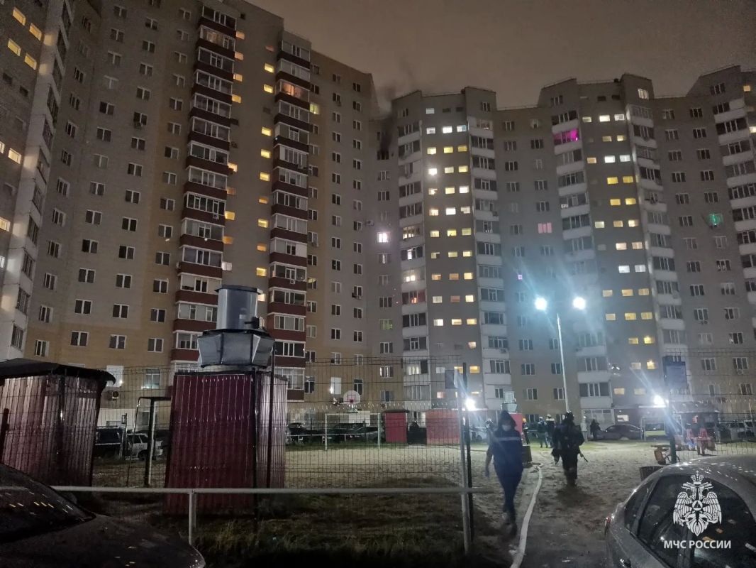 В Сургуте пожарные ликвидировали возгорание в квартире В Сургуте пожарные ликвидировали возгорание в квартире