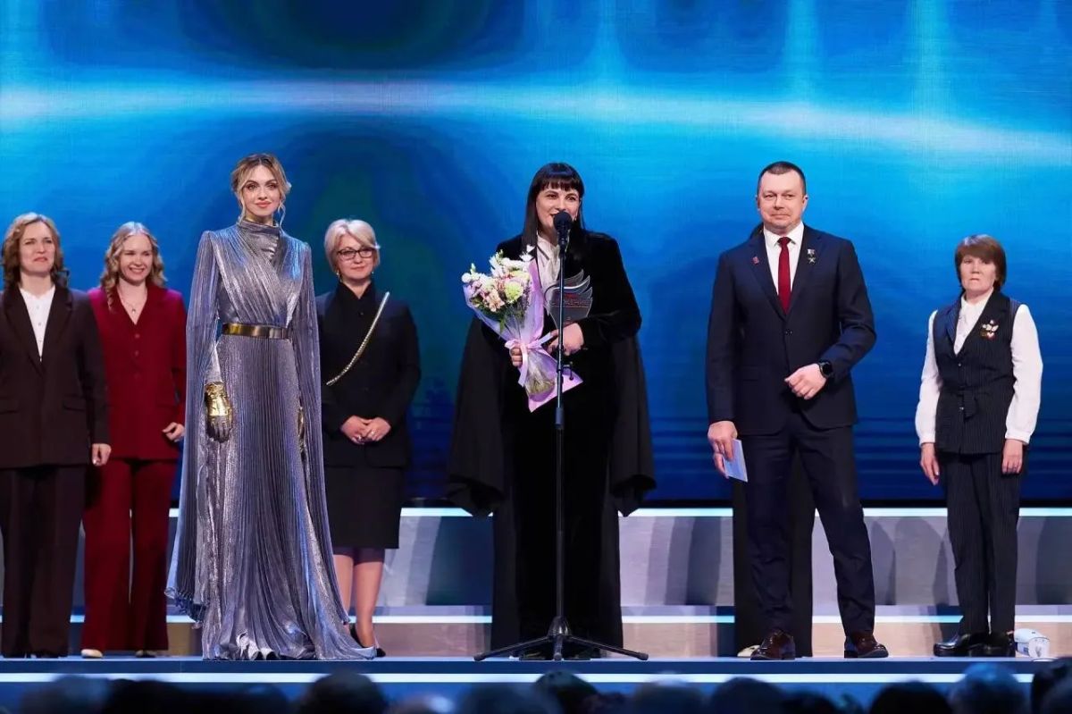 Стартовал приём заявок на премию «Служение» Стартовал приём заявок на премию «Служение»