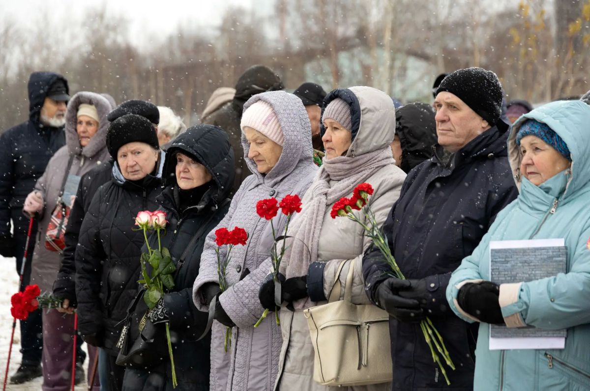 Память жертв политических репрессий почтили в Сургуте Память жертв политических репрессий почтили в Сургуте