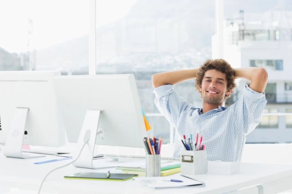 Как молодые специалисты могут выделиться на работе с помощью 10 простых фраз