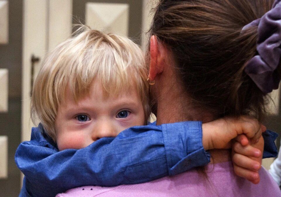 Как оформить опеку над ребенком в 2025 году: Полное руководство для желающих помочь