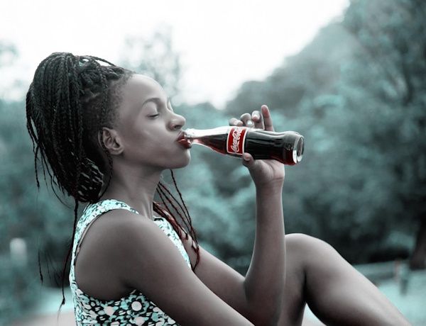 Coca-Cola HBC     ,    CCBA  2,6  