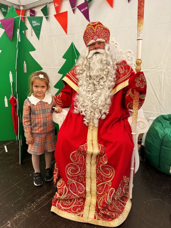 Дед Мороз: добрый символ или сомнительный миф?