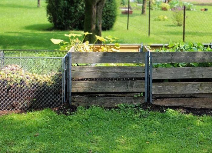 Как сбалансировать компостную кучу, чтобы забыть о неприятных запахах