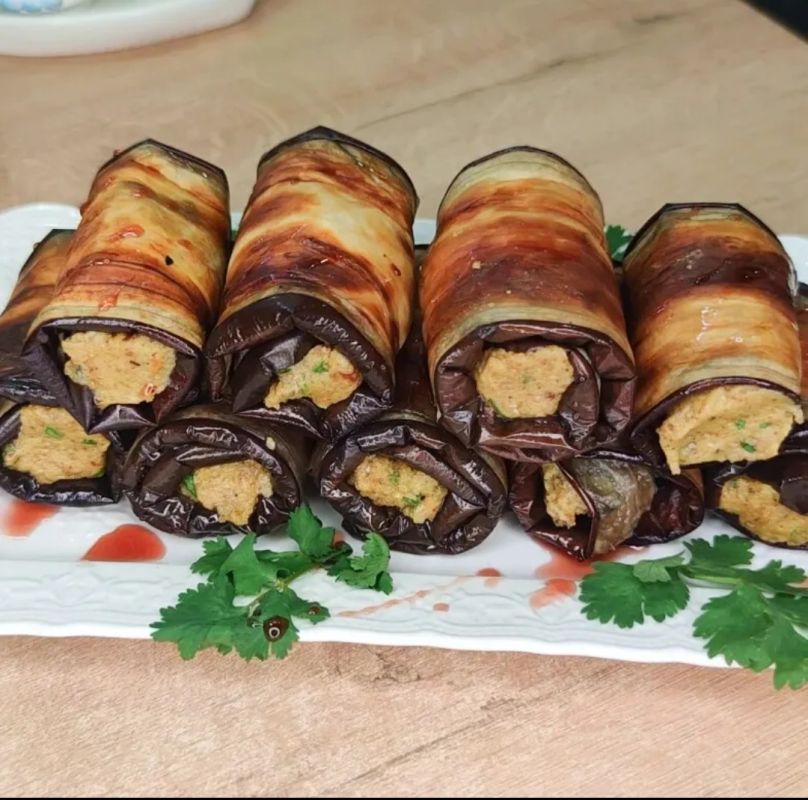Необычные рулетики с баклажанами: вкус Грузии прямо у вас на столе