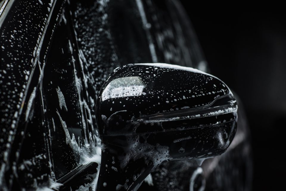 Как достичь идеальной чистоты зеркал вашего автомобиля