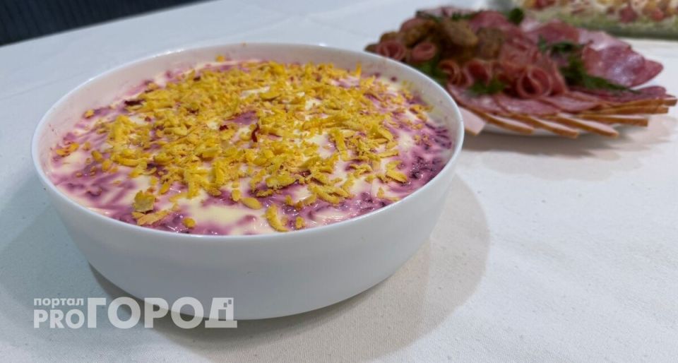 Секреты идеальной селедки под шубой: порядок слоев, чтобы не расползалась