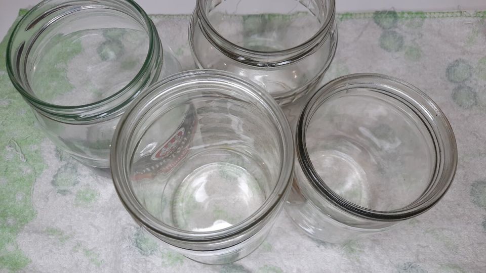 Удобные и быстрые способы стерилизации банок для консервации